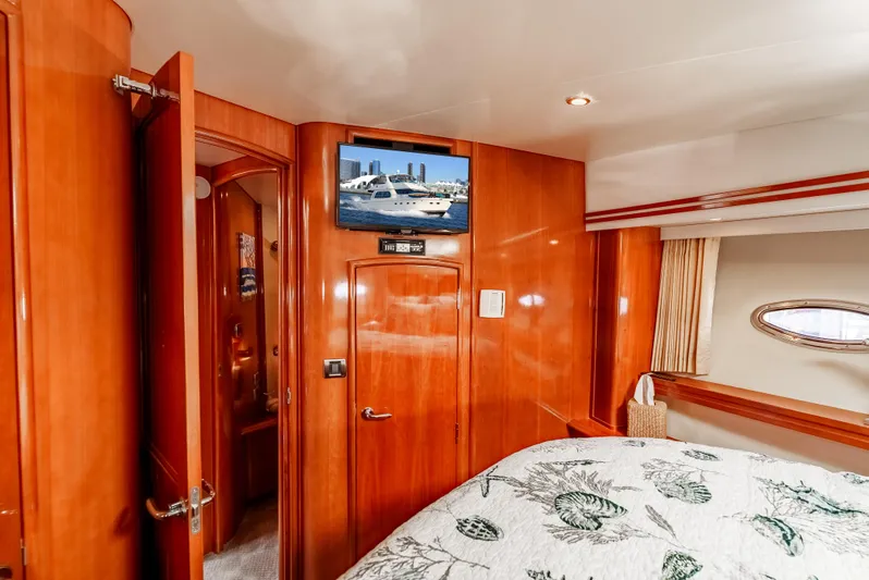 Christmas Joy 365 Yacht Photos Pics Carver 56