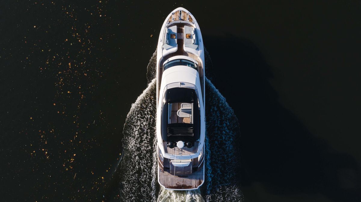 2016 Monte Carlo Yachts 65 