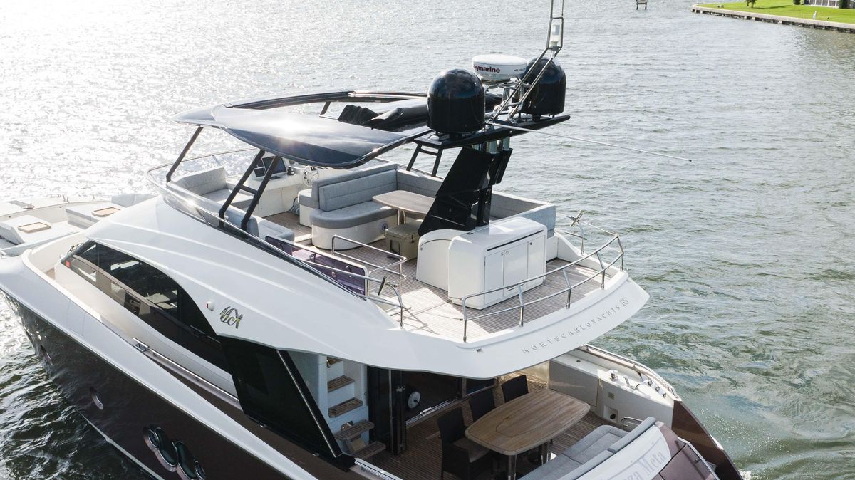 2016 Monte Carlo Yachts 65 