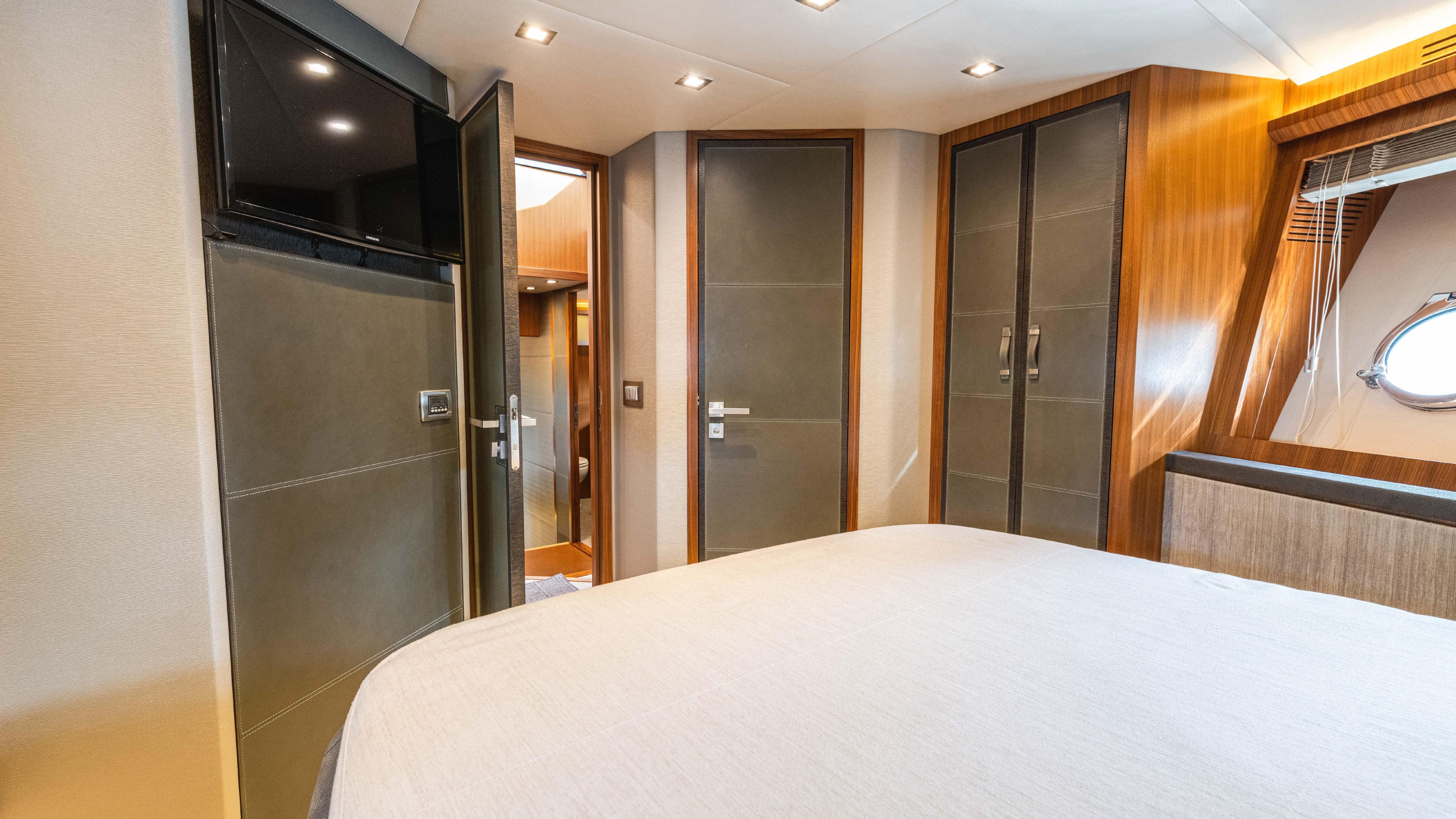 2016 Monte Carlo Yachts 65 