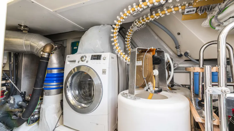 Nauti Style Yacht Photos Pics 