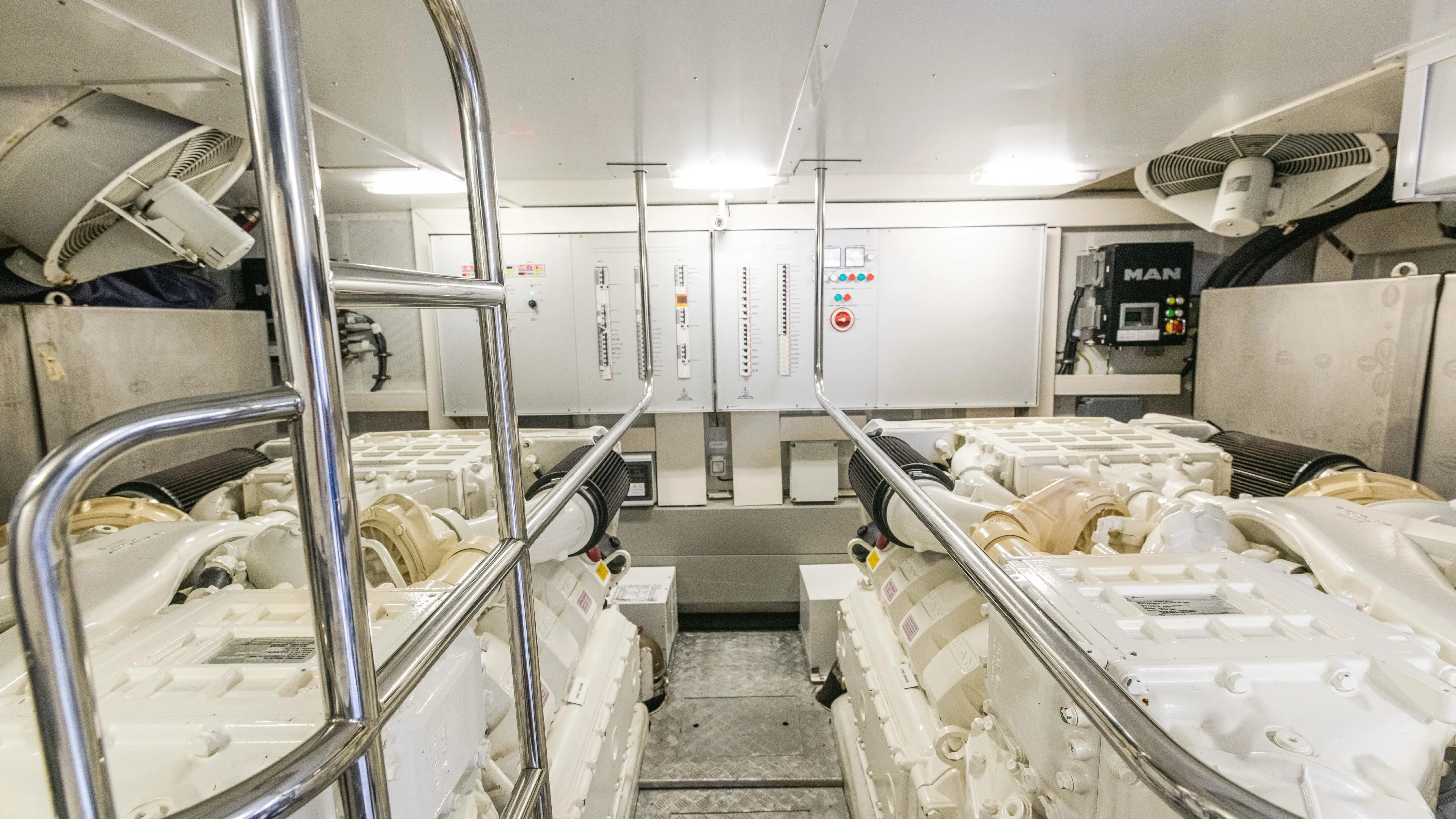 Nauti Style Yacht Photos Pics 