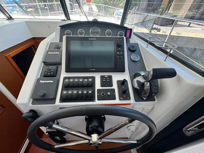 Zignec Yacht Photos Pics 