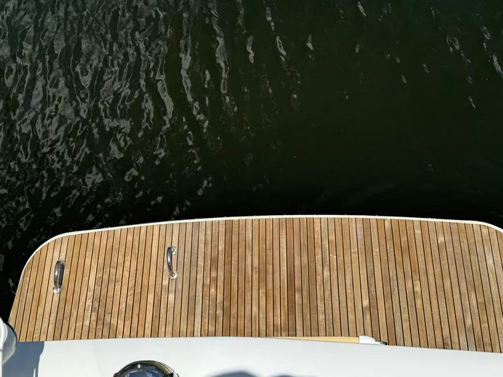 Zignec Yacht Photos Pics 