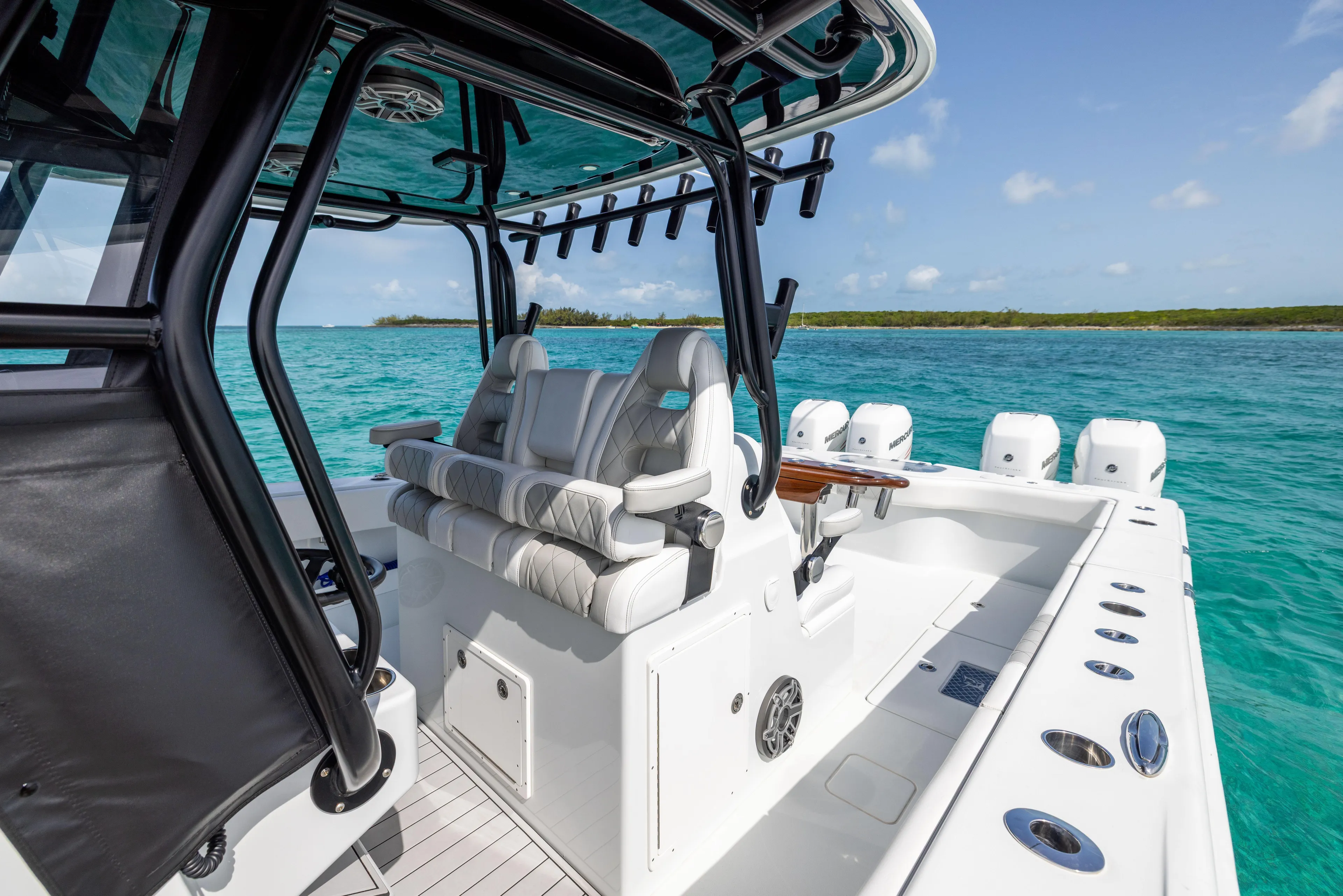  Yacht Photos Pics Luxury Freeman 37 VH boat interior, 2022 model, with plush seating and ocean view.