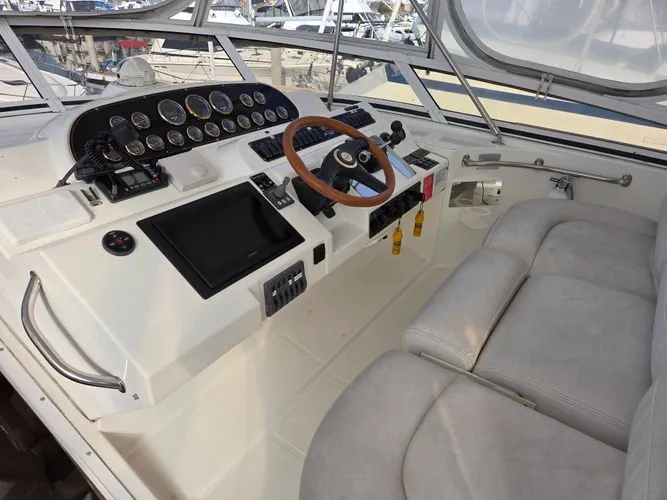 Lady L Yacht Photos Pics 2000 Cruisers Yachts Sport 50 - Image 2