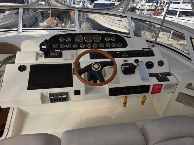 Lady L Yacht Photos Pics 2000 Cruisers Yachts Sport 50 - Image 3