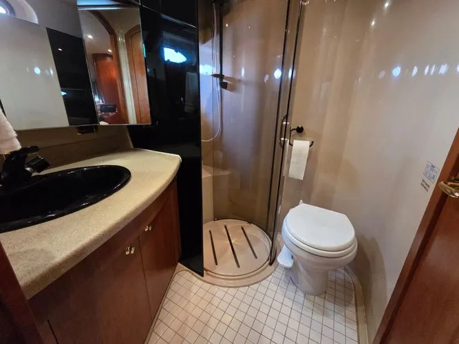 Lady L Yacht Photos Pics 2000 Cruisers Yachts Sport 50 - Image 14