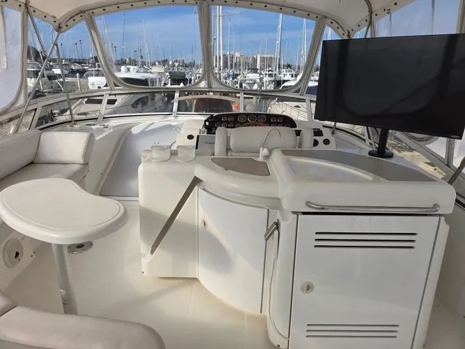 Lady L Yacht Photos Pics 2000 Cruisers Yachts Sport 50 - Image 5