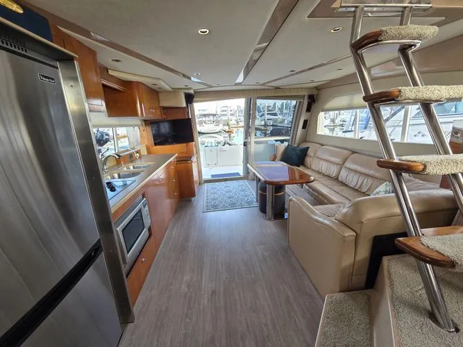 Lady L Yacht Photos Pics 2000 Cruisers Yachts Sport 50 - Image 7