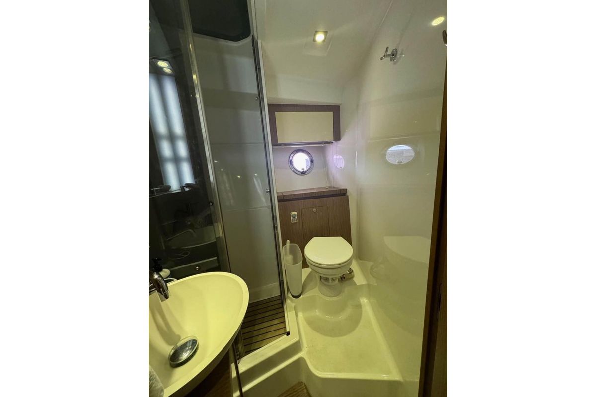 2014 Beneteau 44 