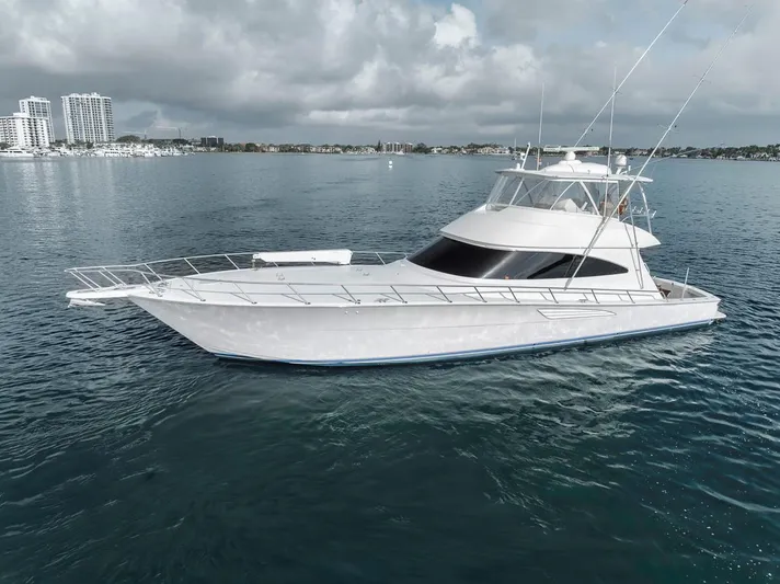 High Rise Yacht Photos Pics 