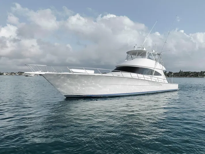 High Rise Yacht Photos Pics 