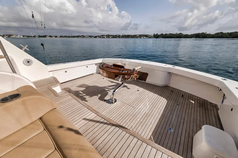 High Rise Yacht Photos Pics 