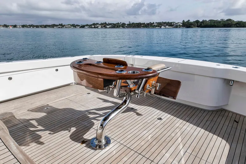 High Rise Yacht Photos Pics 