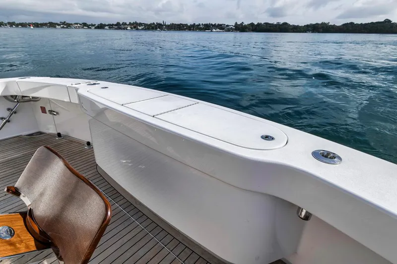 High Rise Yacht Photos Pics 