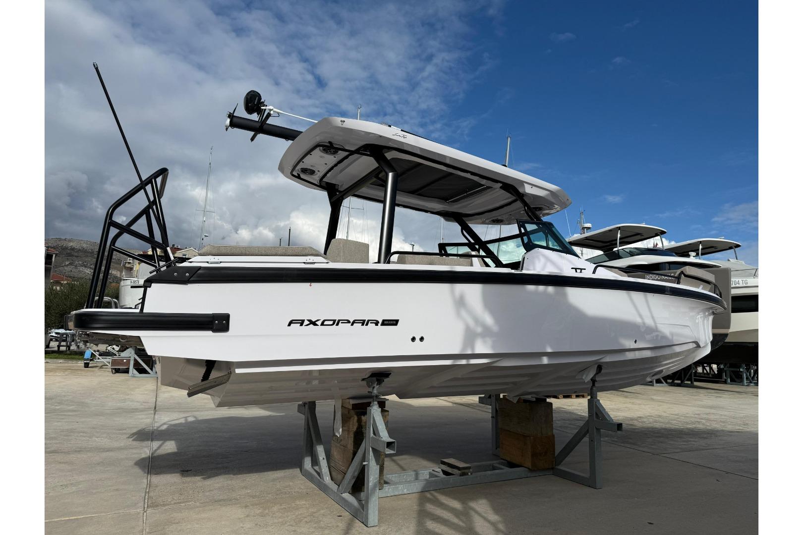 2026 Axopar 29 Sun-Top