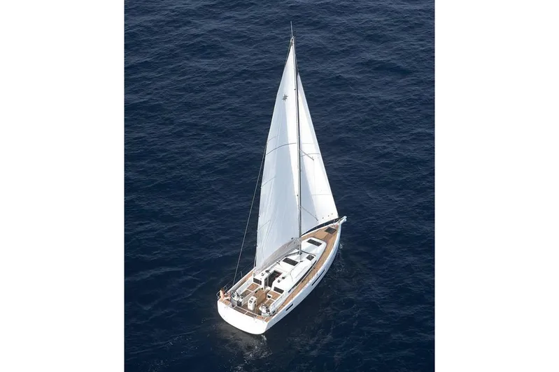  Yacht Photos Pics Manufacturer Provided Image