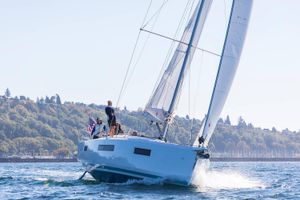 2022 Jeanneau Sun Odyssey 440