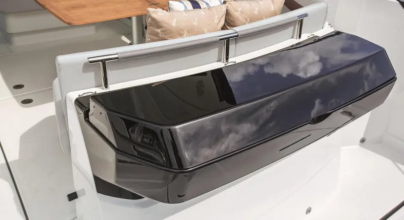 Total Chaos Yacht Photos Pics Manufacturer Provided Image