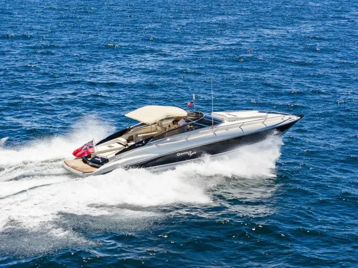  Yacht Photos Pics 2009-Sunseeker-43-Superhawk