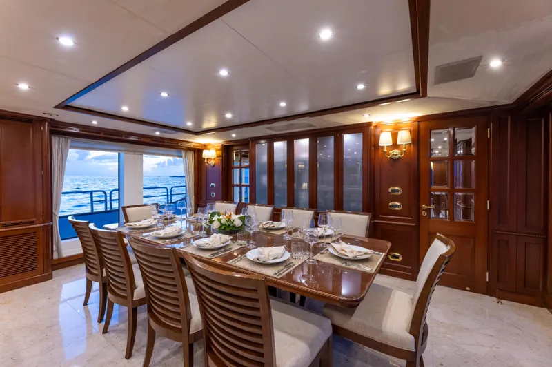 Namaste Yacht Photos Pics MAIN DECK DINING AREA