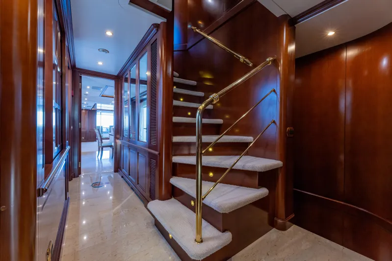 Namaste Yacht Photos Pics MAN DECK FOYER