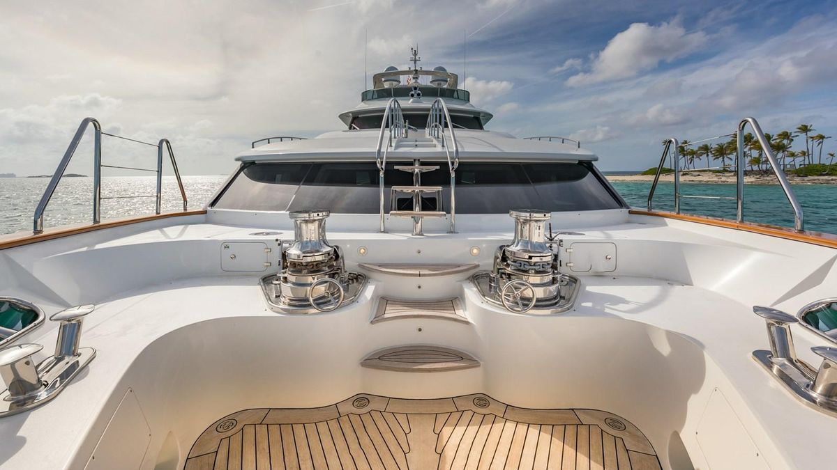 2013 Benetti 121 