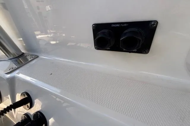  Yacht Photos Pics 2019 Grady-White Freedom 285 boat engine flush ports on deck.