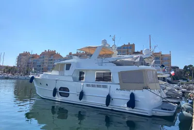 Beneteau Swift Trawler 52