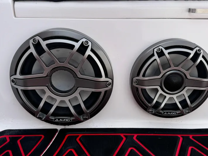  Yacht Photos Pics JL Audio speakers on a Deep Impact 399 boat, 2022 model.