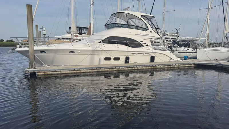 Sea Boss Yacht Photos Pics 2005 Sea Ray 500 Port