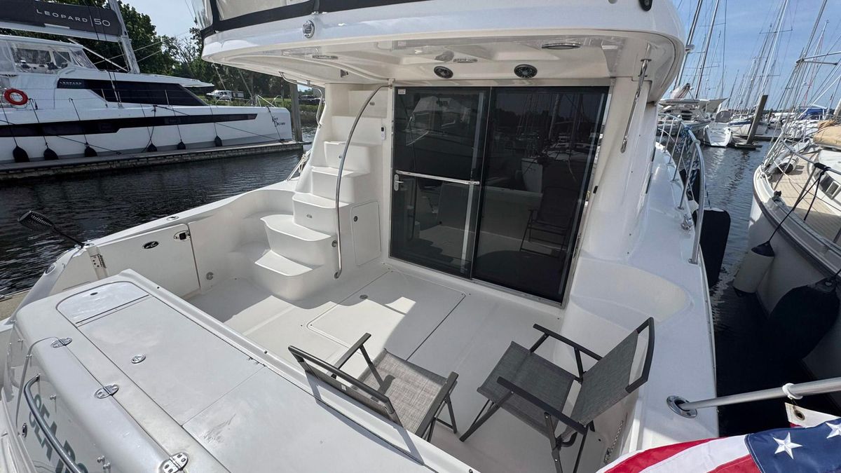 2005 Sea Ray 50 