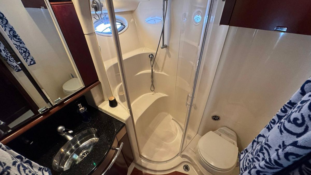 2005 Sea Ray 50 