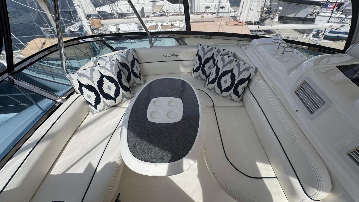 2005 Sea Ray 50 