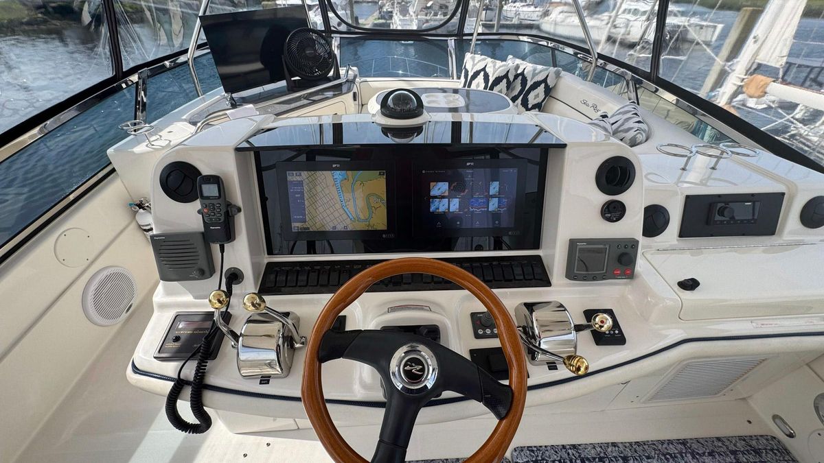 2005 Sea Ray 50 