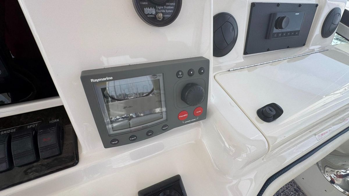 2005 Sea Ray 50 