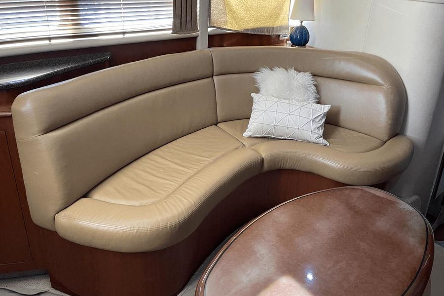 2005 Sea Ray 390 Motor Yacht