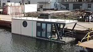 2023 Shogun Mobile Houseboat