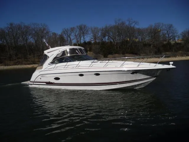  Yacht Photos Pics 2017 Formula 40 Performance Cruiser on calm water, side view.