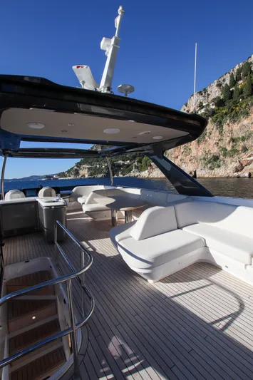 Samuel Yacht Photos Pics Princess F65 - Fly Lounge II