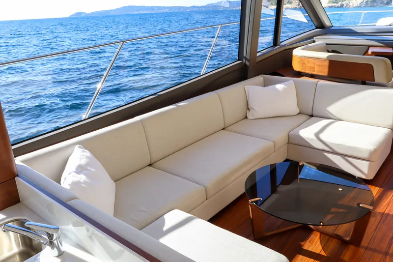 Samuel Yacht Photos Pics Princess F65 - Salon Lounge