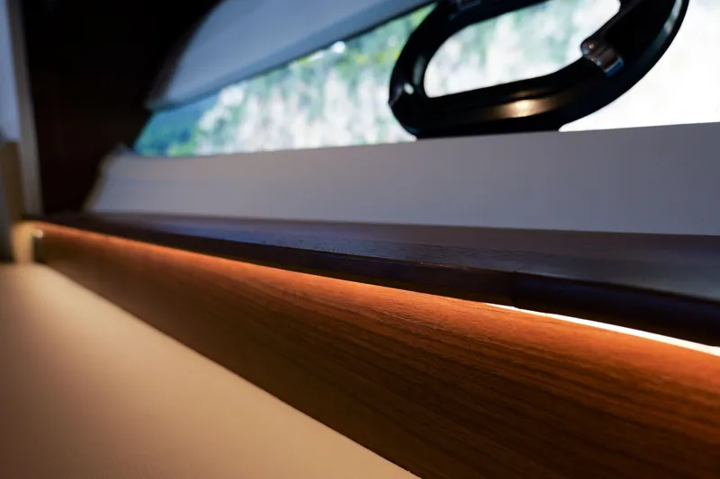 Samuel Yacht Photos Pics Princess F65 - Detail Shot