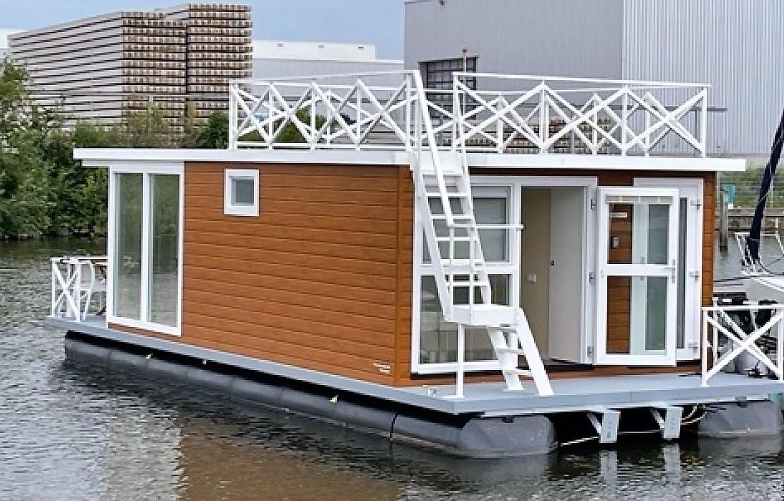 ISOLA M Houseboat image