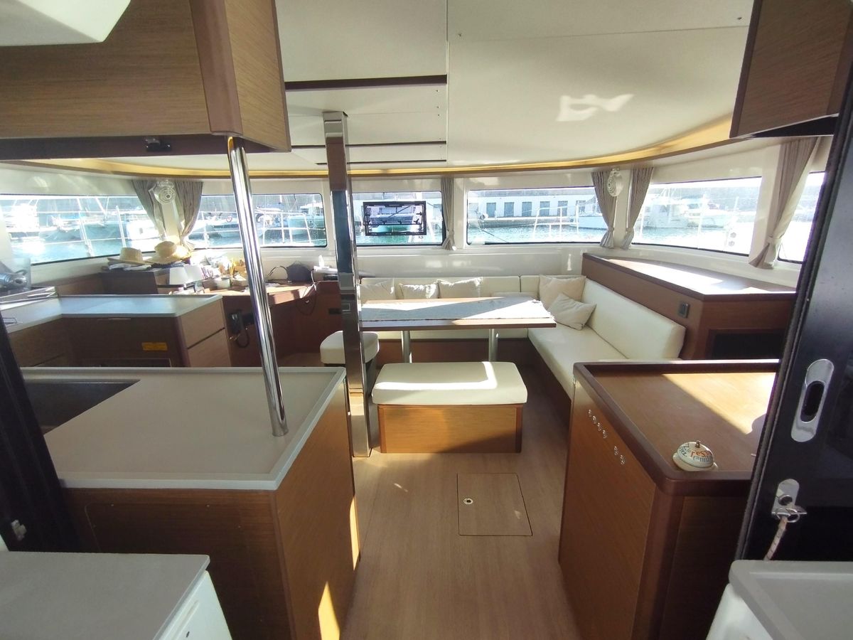 2021 Lagoon 45 