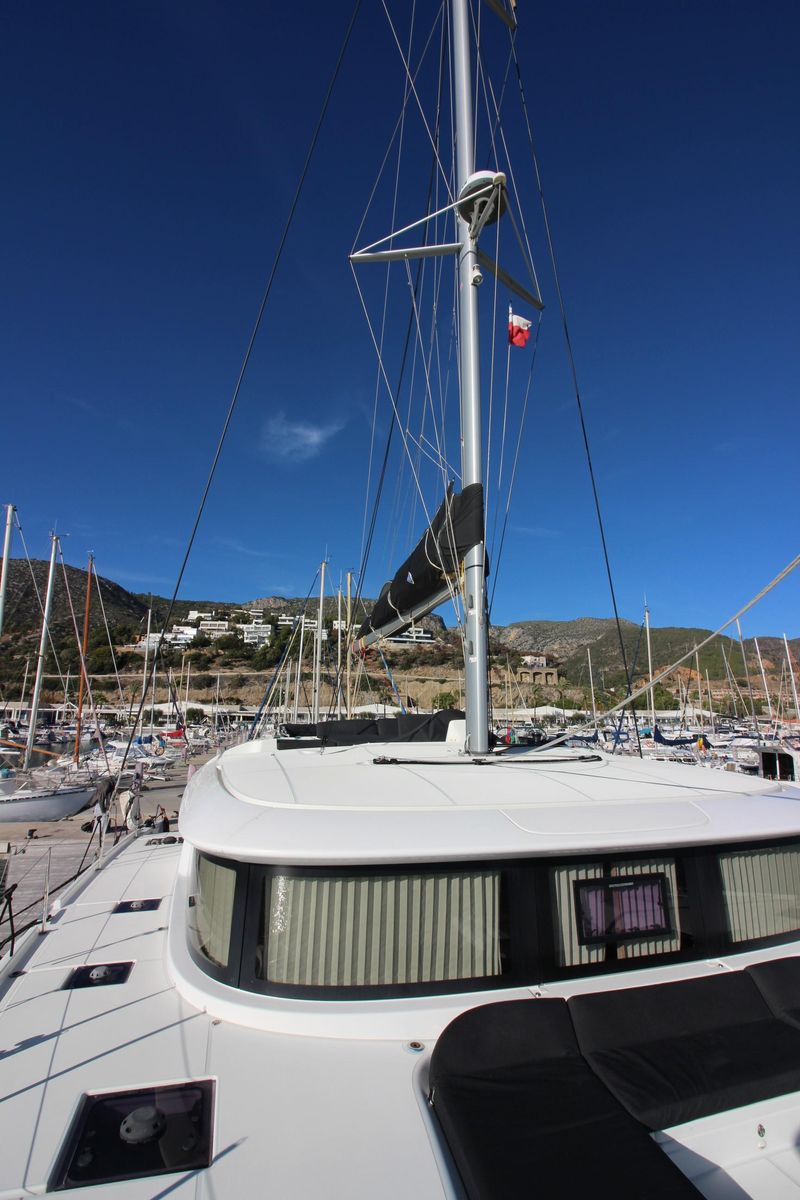 2021 Lagoon 45 