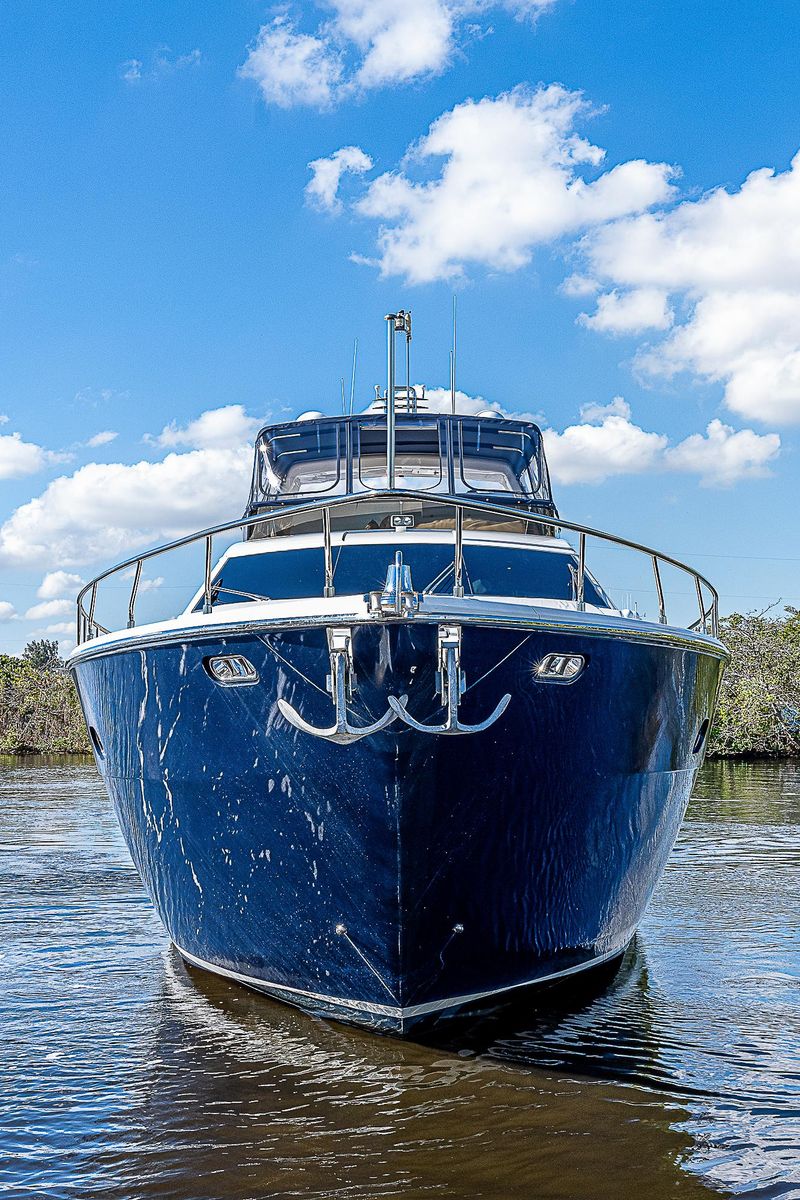 2006 Ferretti Yachts 83 