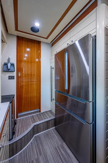 La Bella Vita Yacht Photos Pics 