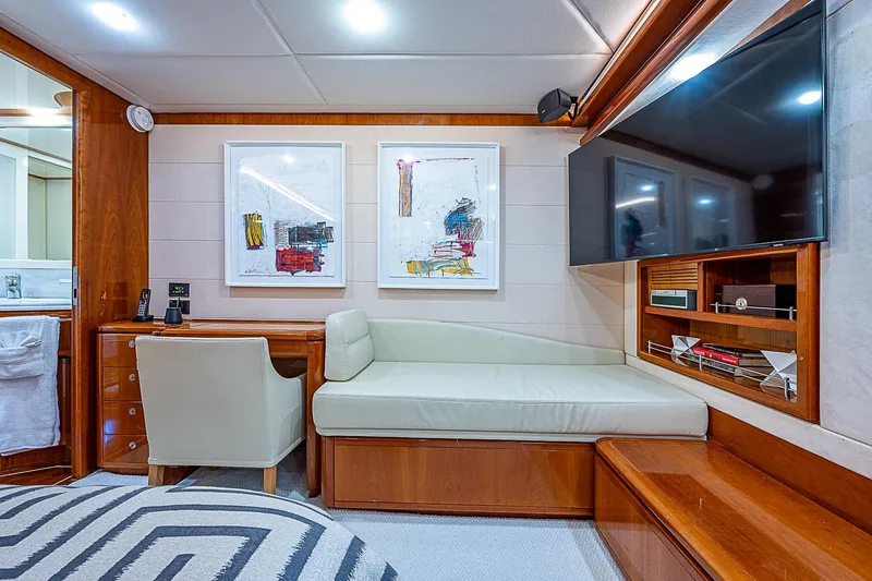 La Bella Vita Yacht Photos Pics 