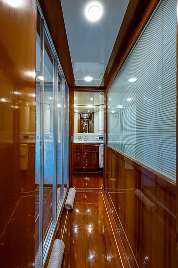 La Bella Vita Yacht Photos Pics 